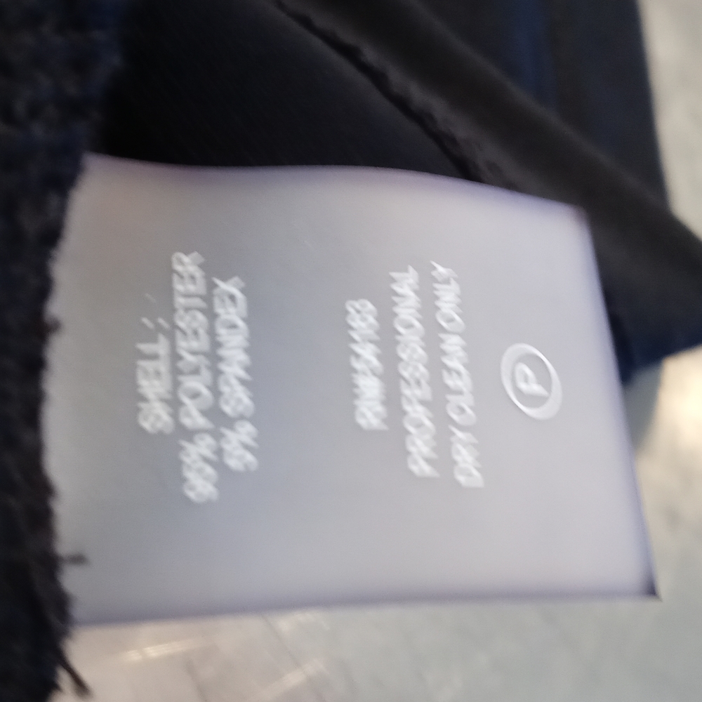 Calvin Klein Black Button down collard shirt Size… - image 8